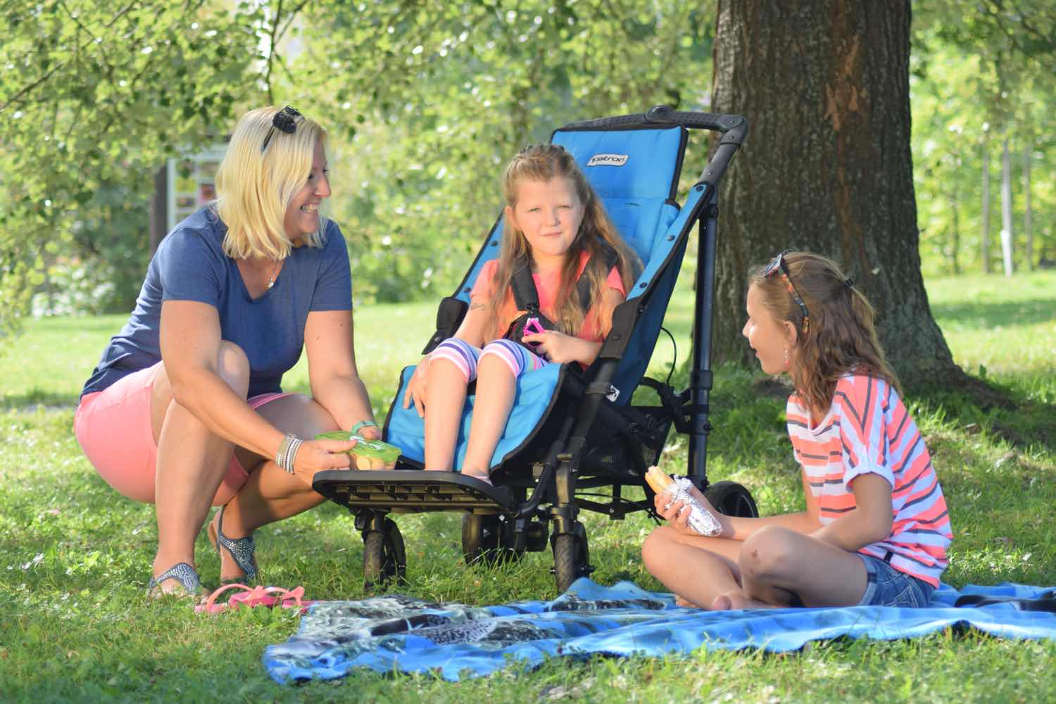 Kategori Engelli Cocuk Puseti Slayt 3